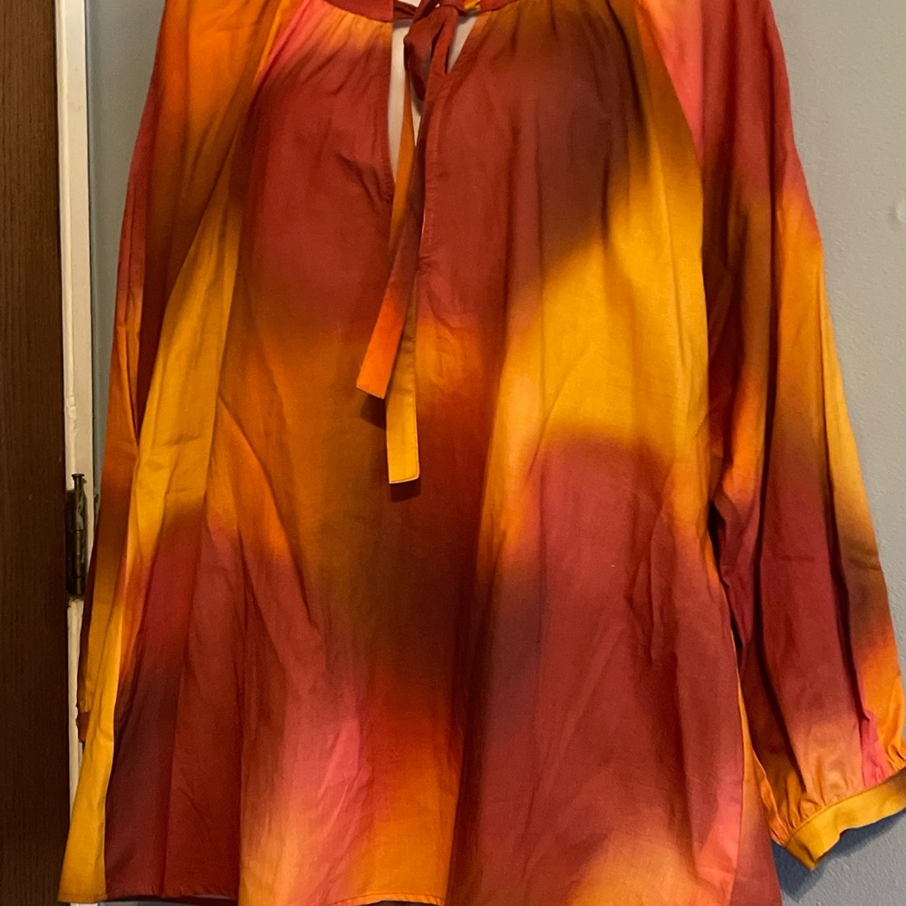 NWT ZARA MULTICOLOR BLOUSE. SZ SMALL